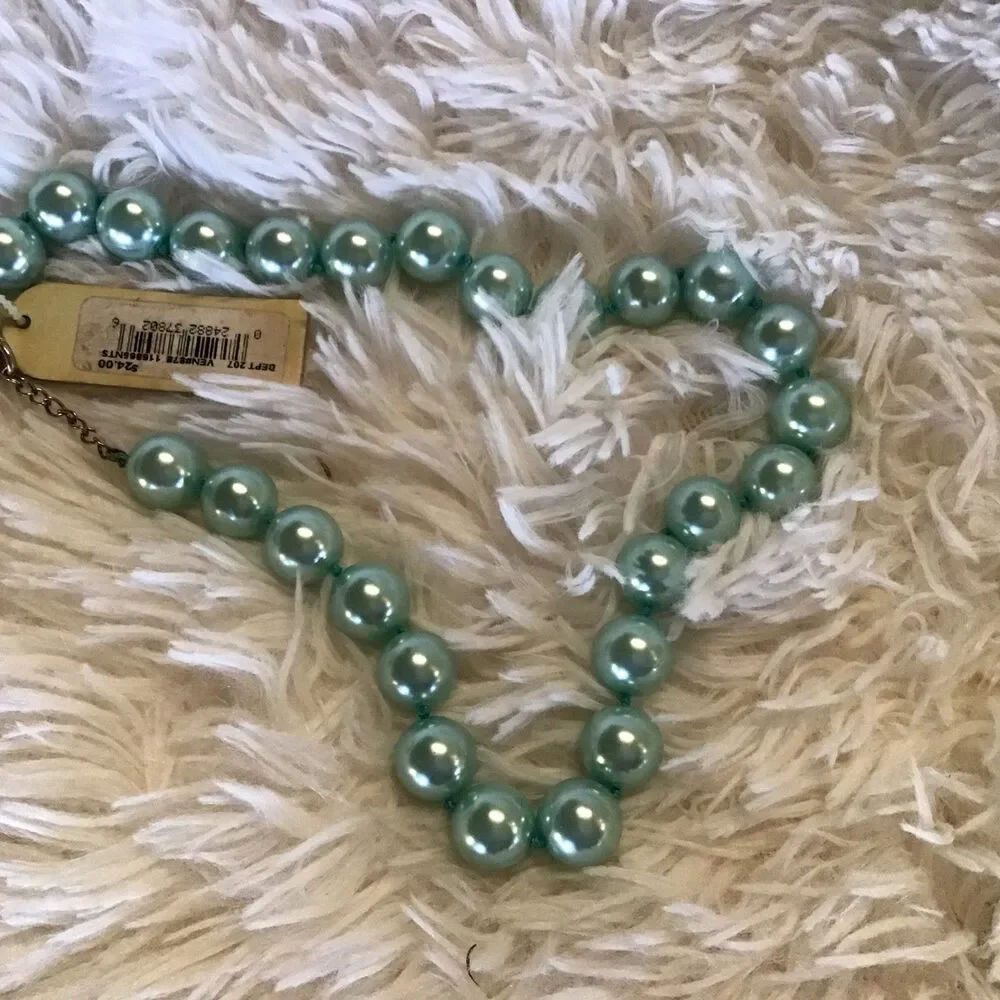 Pursuits Faux Large Teal Blue Green Pearl Necklace Lobster Hand Knot 18” NWT